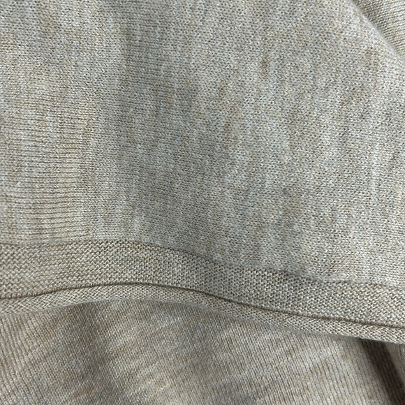 NWT Chico's tan lightweight pullover v-neck sweater. - Picture 8 of 8
